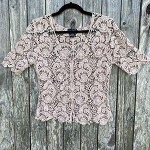 Say what? Crocheted cover up top Great when you can’t wear a tank top alone Med